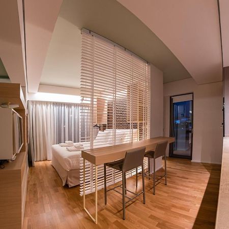 Onira Suite Dreams Χερσόνησος Εξωτερικό φωτογραφία