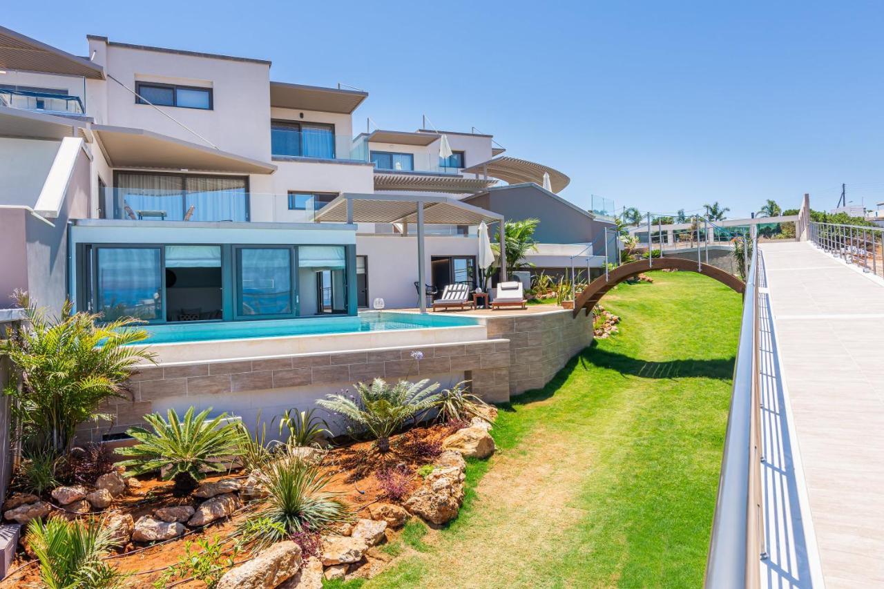 Onira Suite Dreams Χερσόνησος Εξωτερικό φωτογραφία